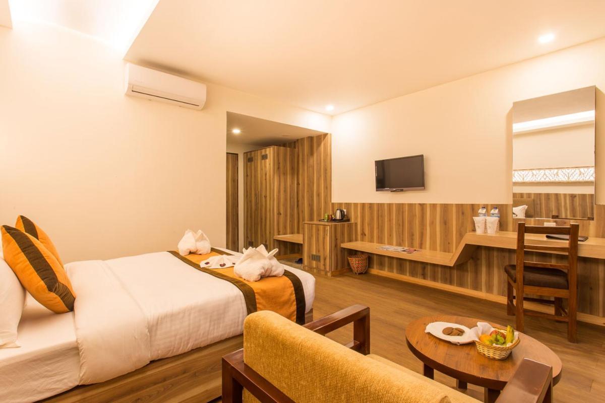 Park Safari Resort, Chitwan National Park Extérieur photo